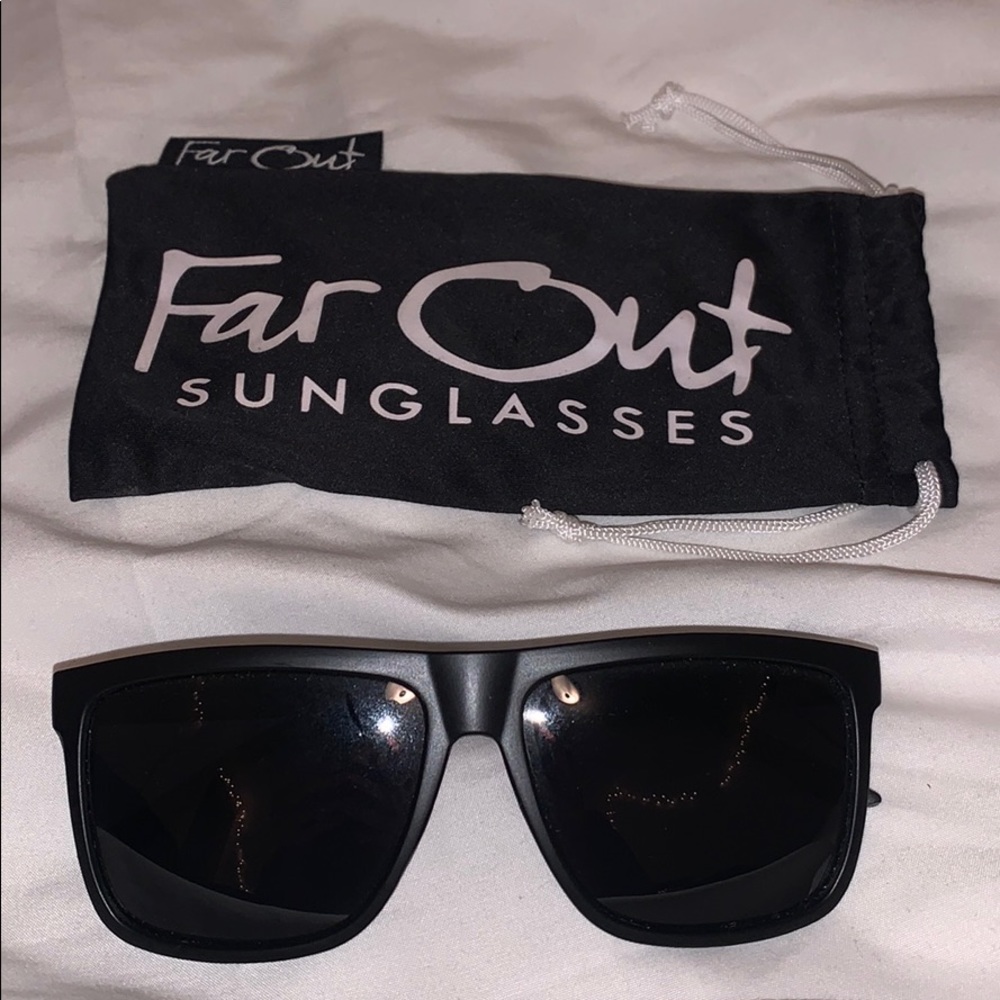 Black Sunglasses w/ case